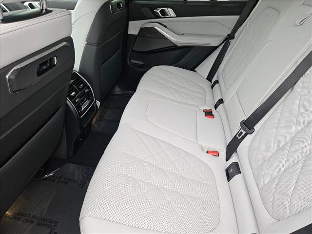 New 2026 BMW X5 xDrive40i w/ M Sport Package image 16