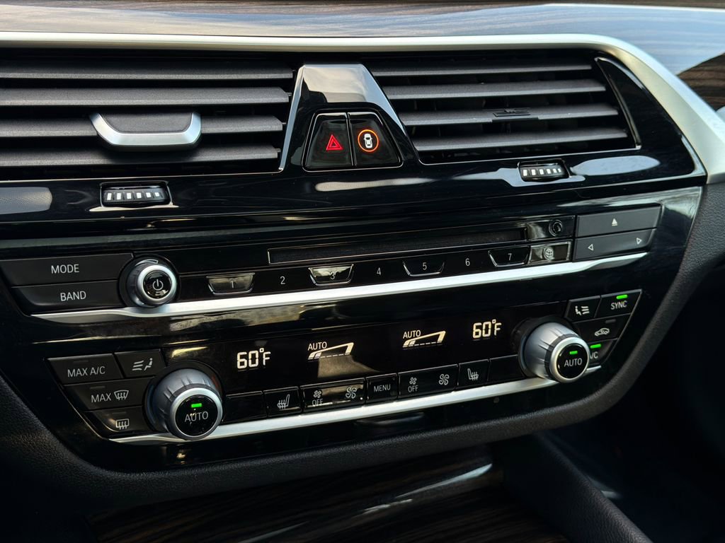 Used 2019 BMW 530i xDrive image 27