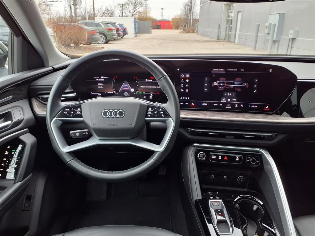 Used 2025 Audi Q5 Premium Plus w/ Premium Plus image 13