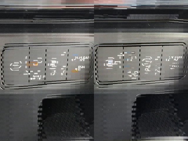 Used 2025 Hyundai Santa Cruz XRT image 24