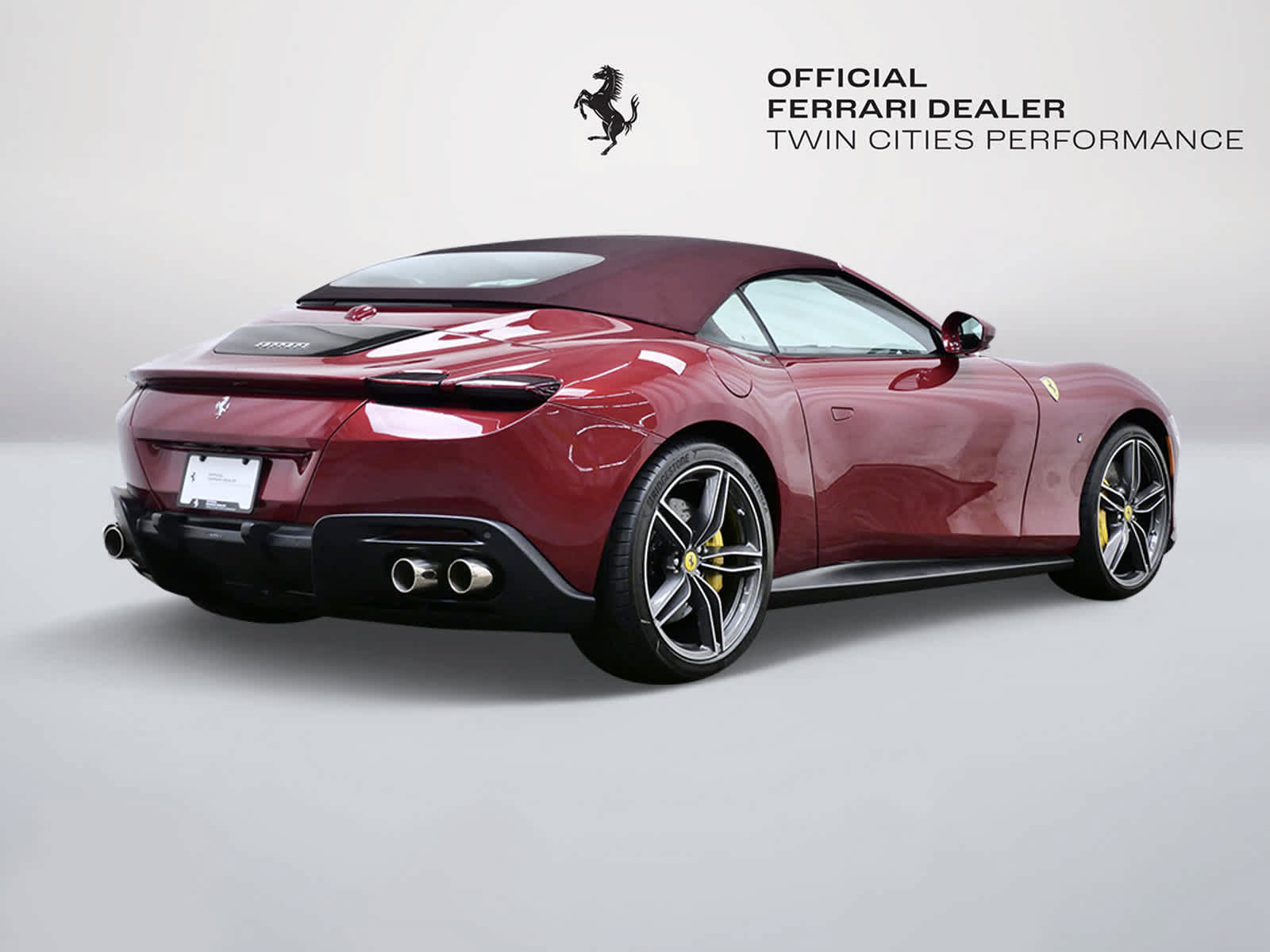 Certified 2025 Ferrari Roma Spider RWD image 6