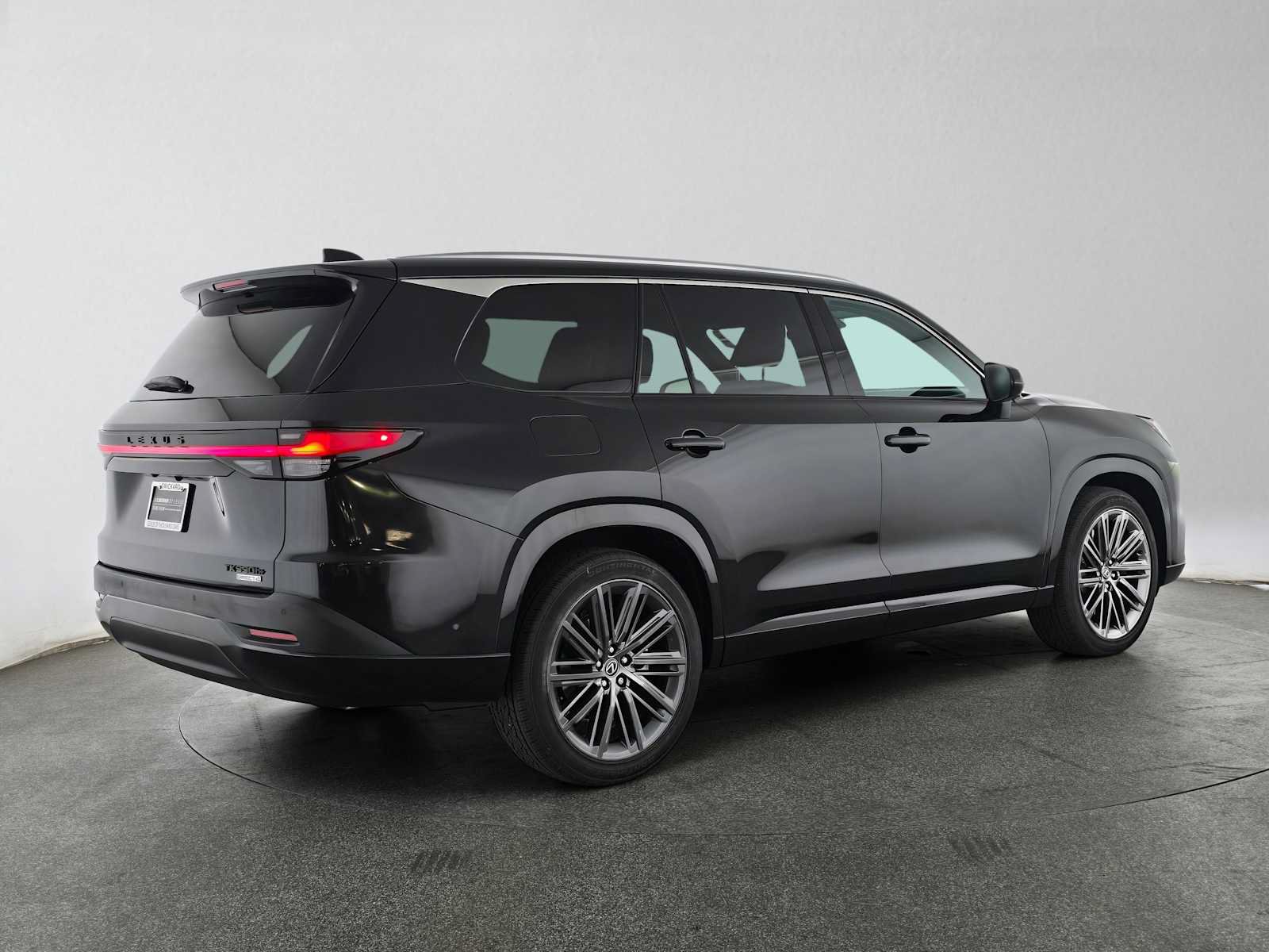 Certified 2025 Lexus TX 550h AWD Plug-In Hybrid w/ Technology Package image 3
