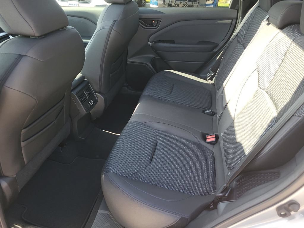 New 2026 Subaru Forester Premium AWD/4WD image 7