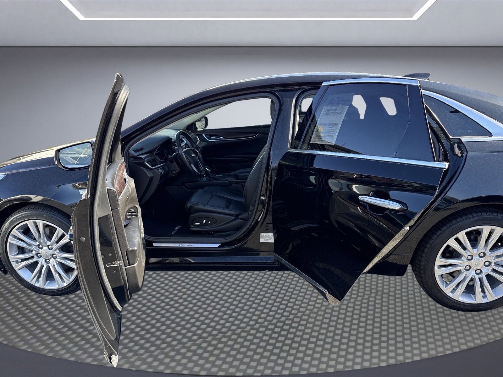 Used 2019 Cadillac XTS Luxury image 10