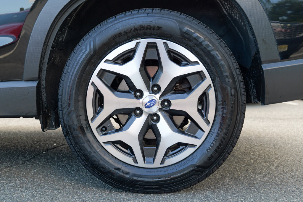 Used 2021 Subaru Forester Premium AWD/4WD image 14