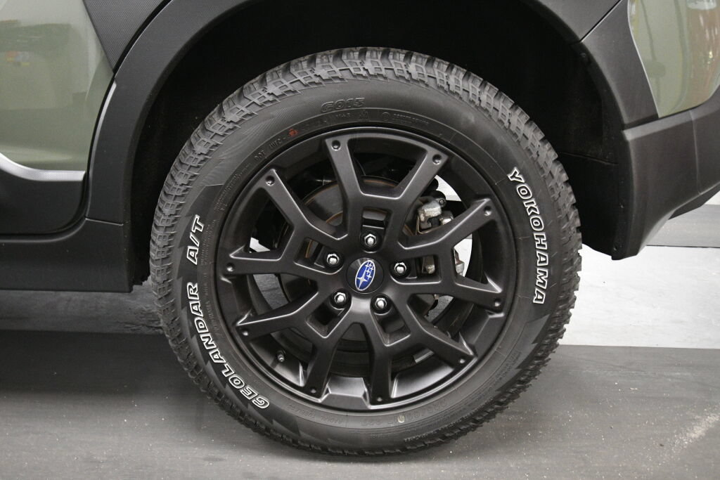 Used 2024 Subaru Crosstrek 2.5i Wilderness AWD/4WD image 33