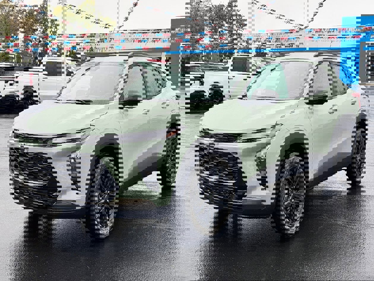 New 2025 Chevrolet Trax ACTIV w/ Driver Confidence Package