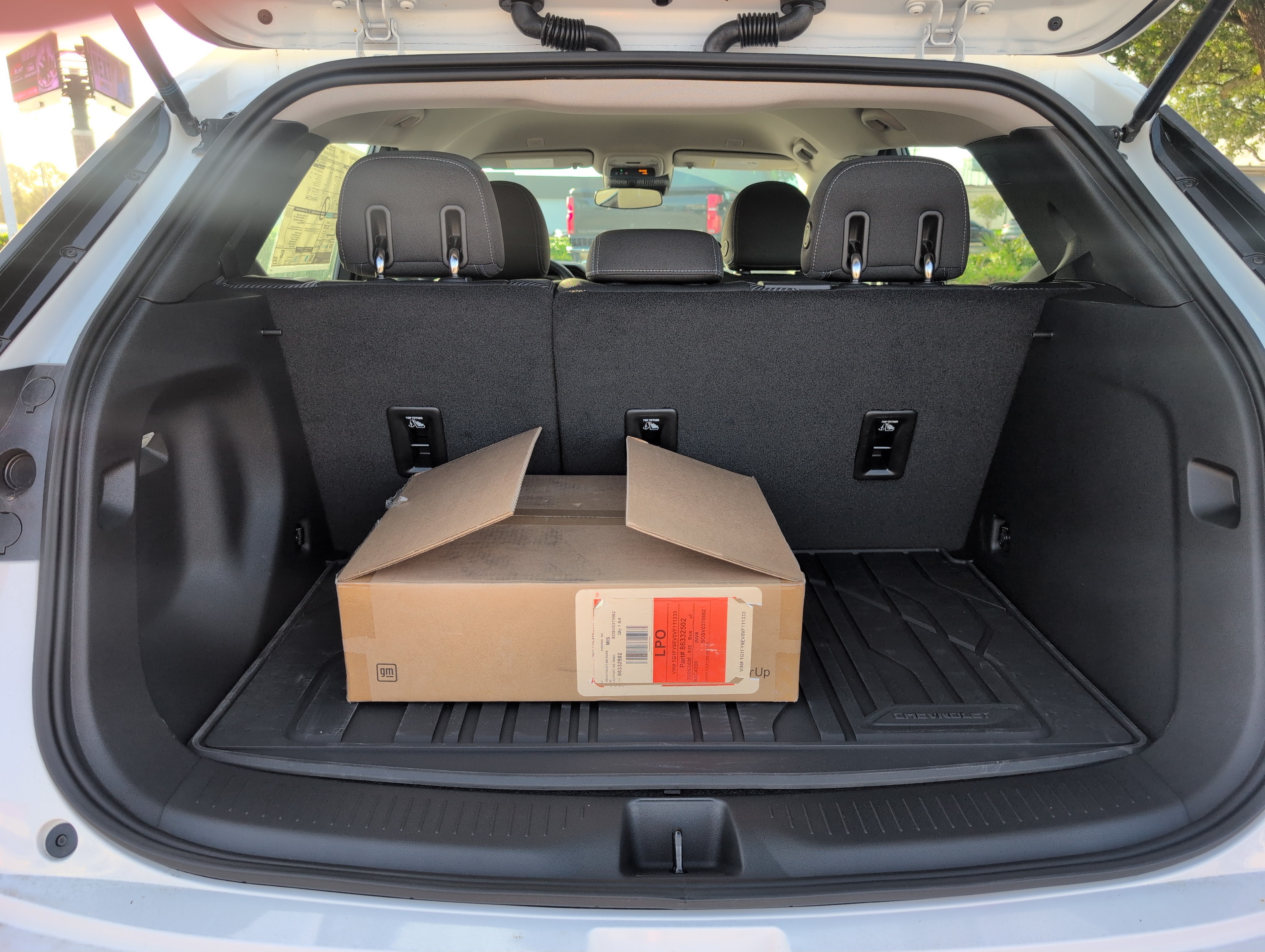 New 2027 Chevrolet Bolt LT w/ LPO, All-Weather Package FWD image 5