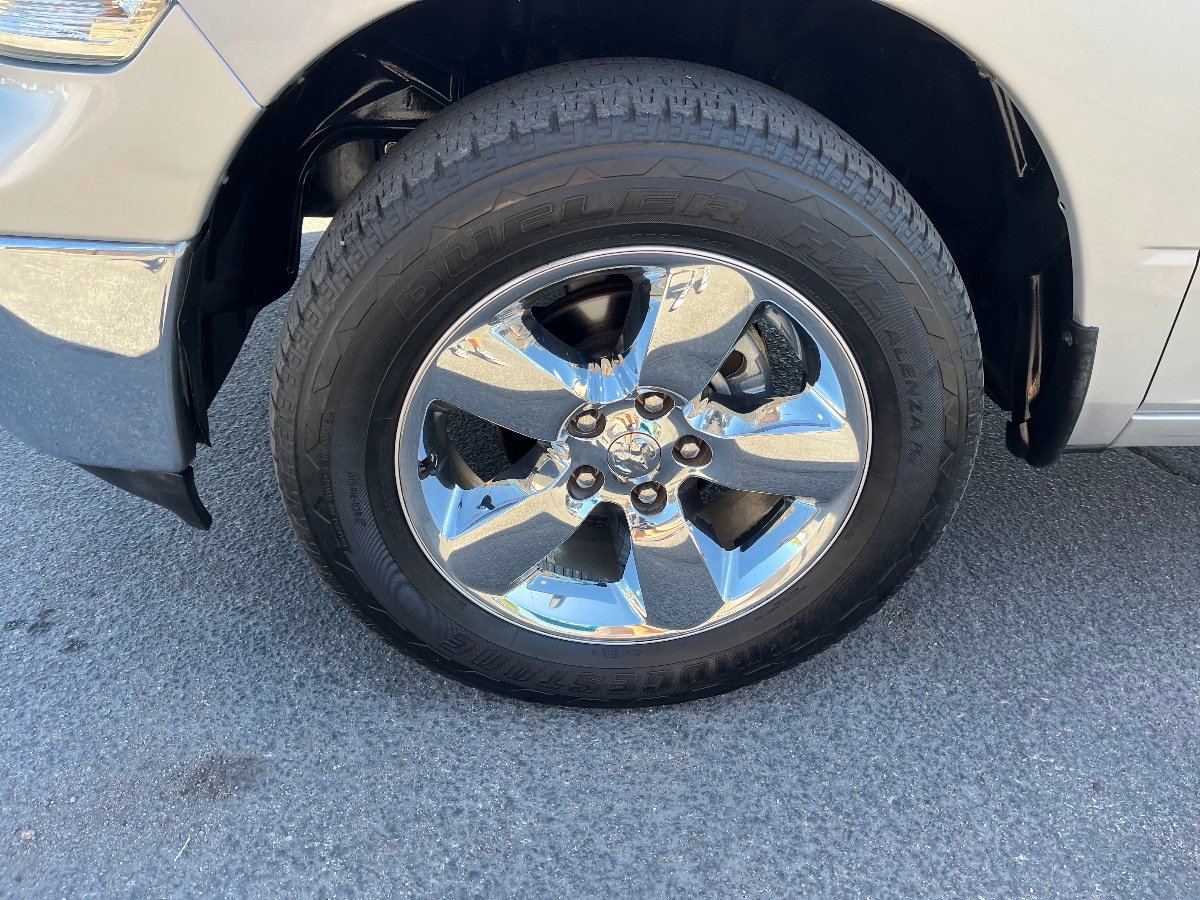 Used 2015 RAM 1500 Big Horn RWD image 40