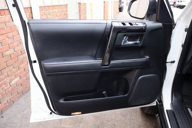 Used 2021 Toyota 4Runner Venture w/ Moonroof Package image 7