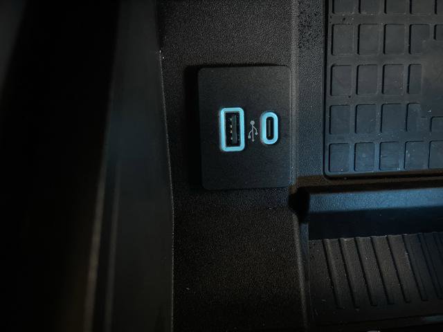 Used 2020 Ford F350 Platinum image 24