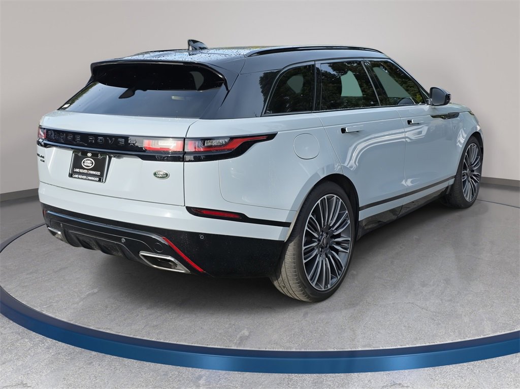 Used 2023 Land Rover Range Rover Velar HST image 6
