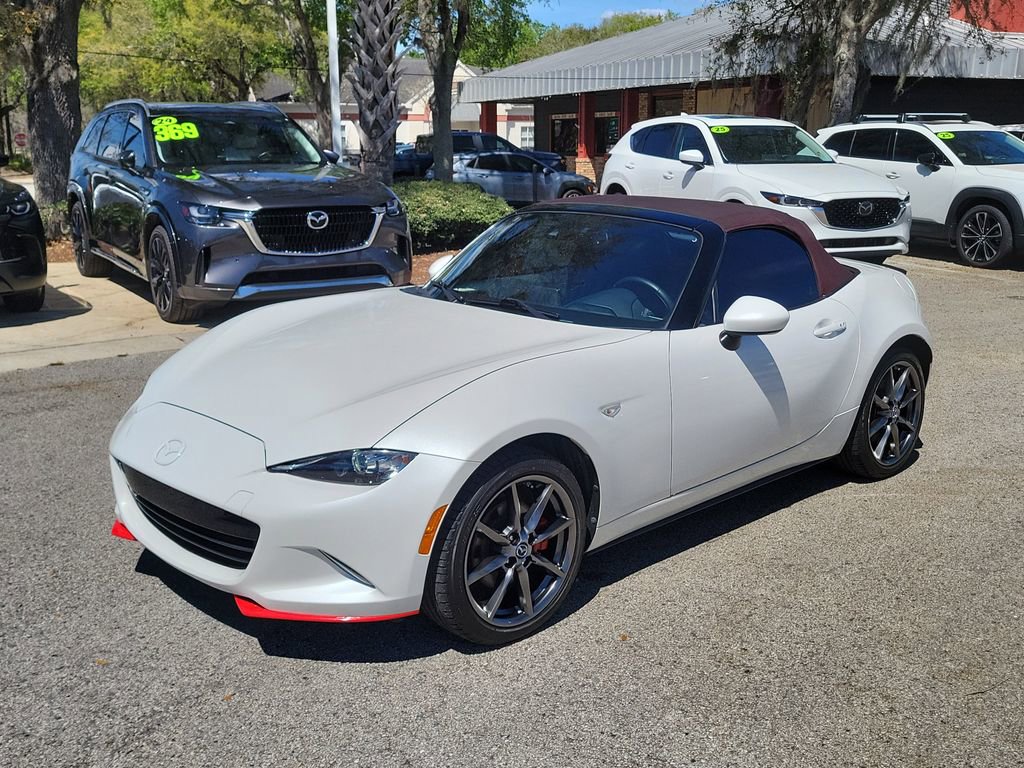 Used 2018 MAZDA MX-5 Miata Grand Touring RWD image 35