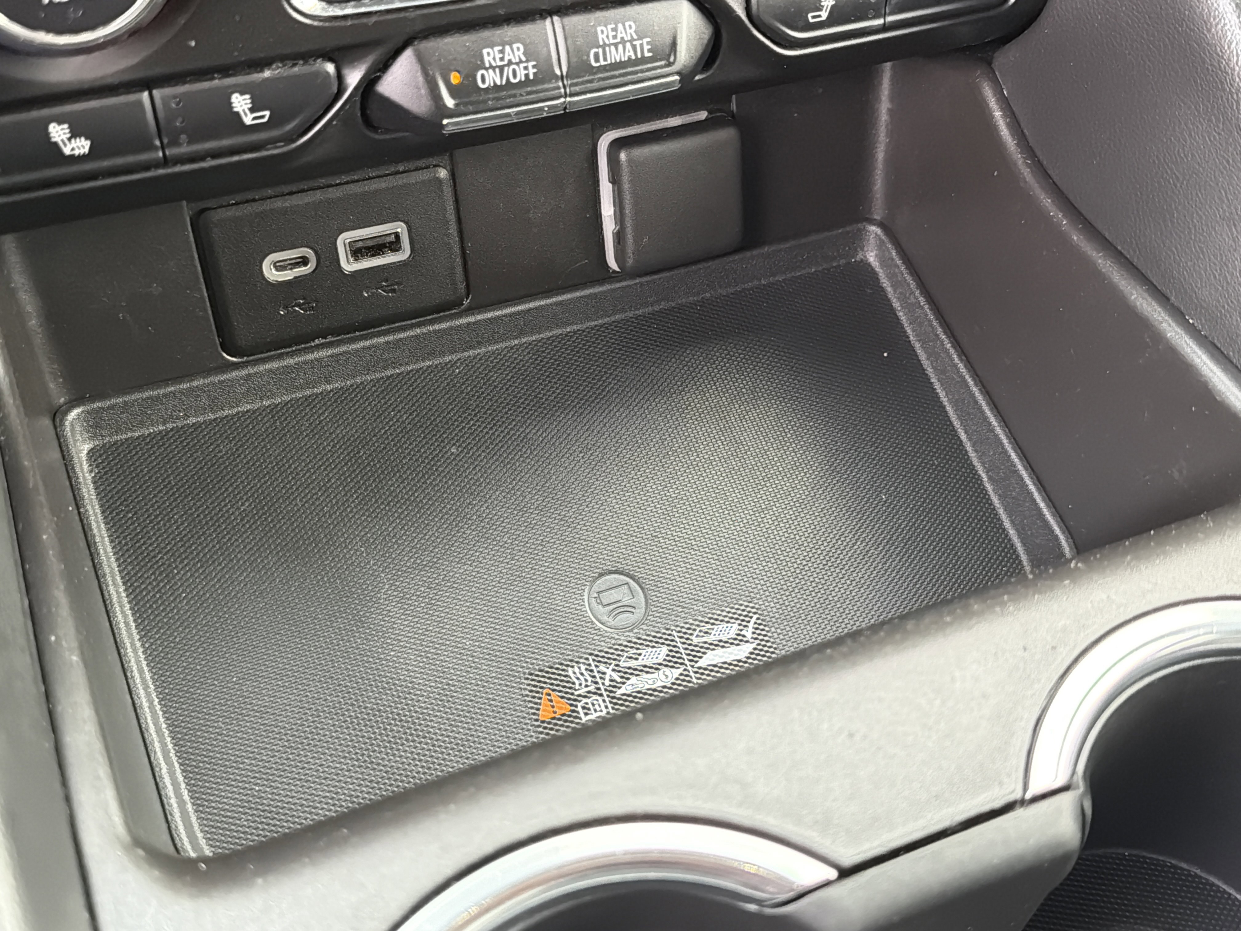 Used 2021 Chevrolet Tahoe RST w/ Luxury Package image 35