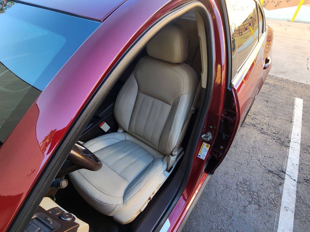 Used 2017 Buick Regal Sport Touring FWD image 17