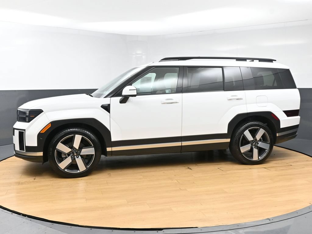 Used 2024 Hyundai Santa Fe Limited FWD image 6