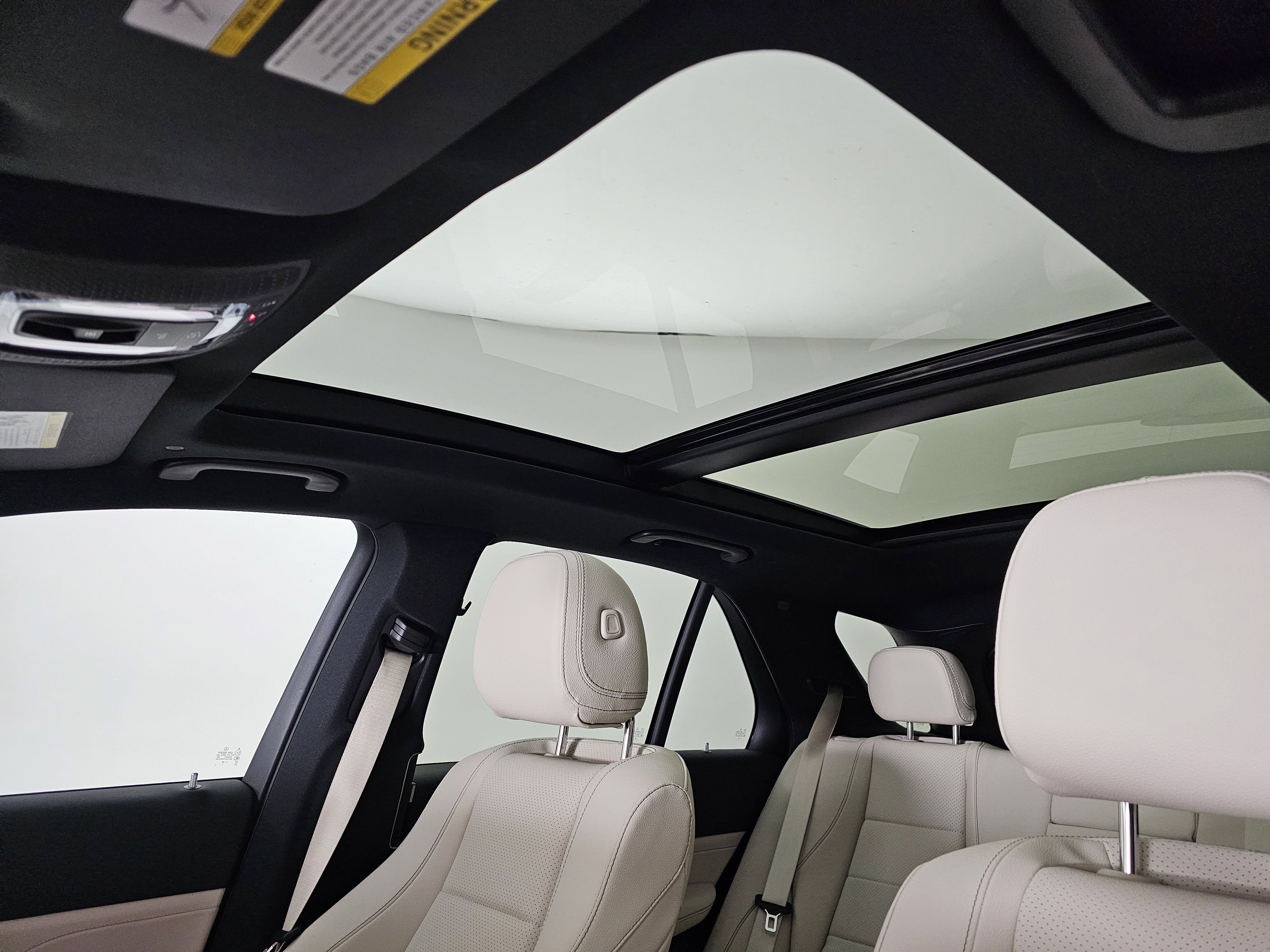 Used 2025 Mercedes-Benz GLE 450e 4MATIC image 11