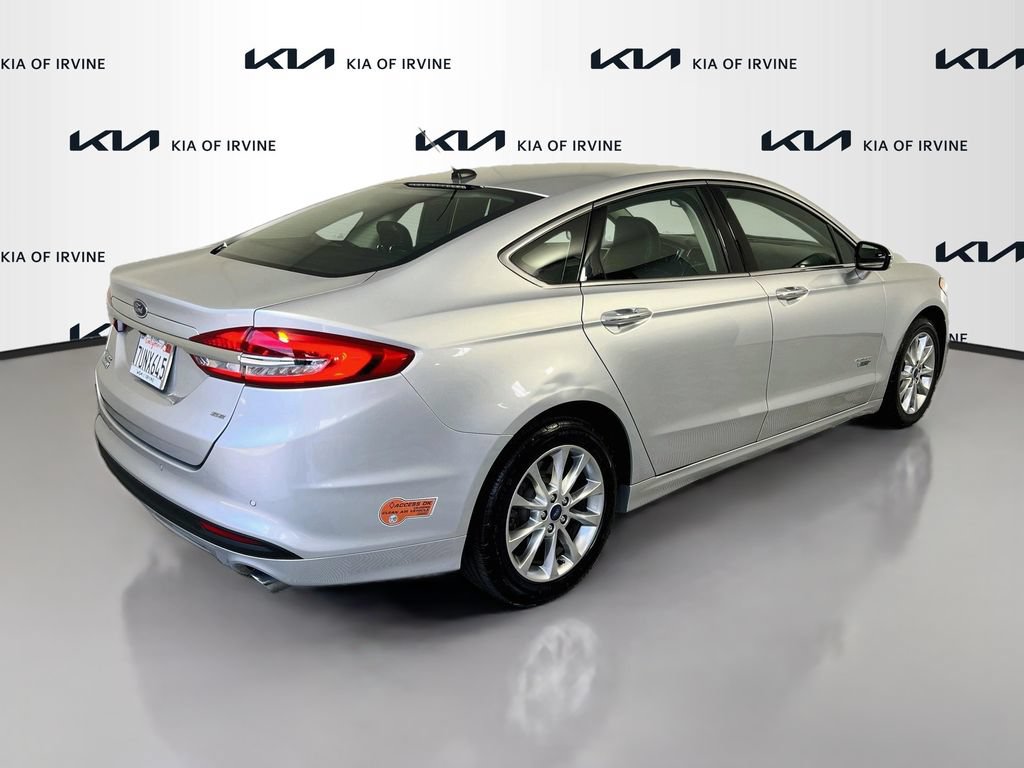 Used 2017 Ford Fusion Energi SE FWD image 7
