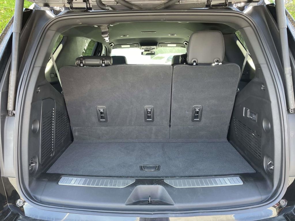 Used 2026 Chevrolet Tahoe Premier RWD image 40