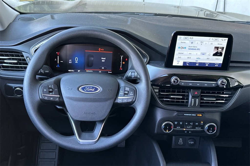 Used 2025 Ford Escape Active image 17