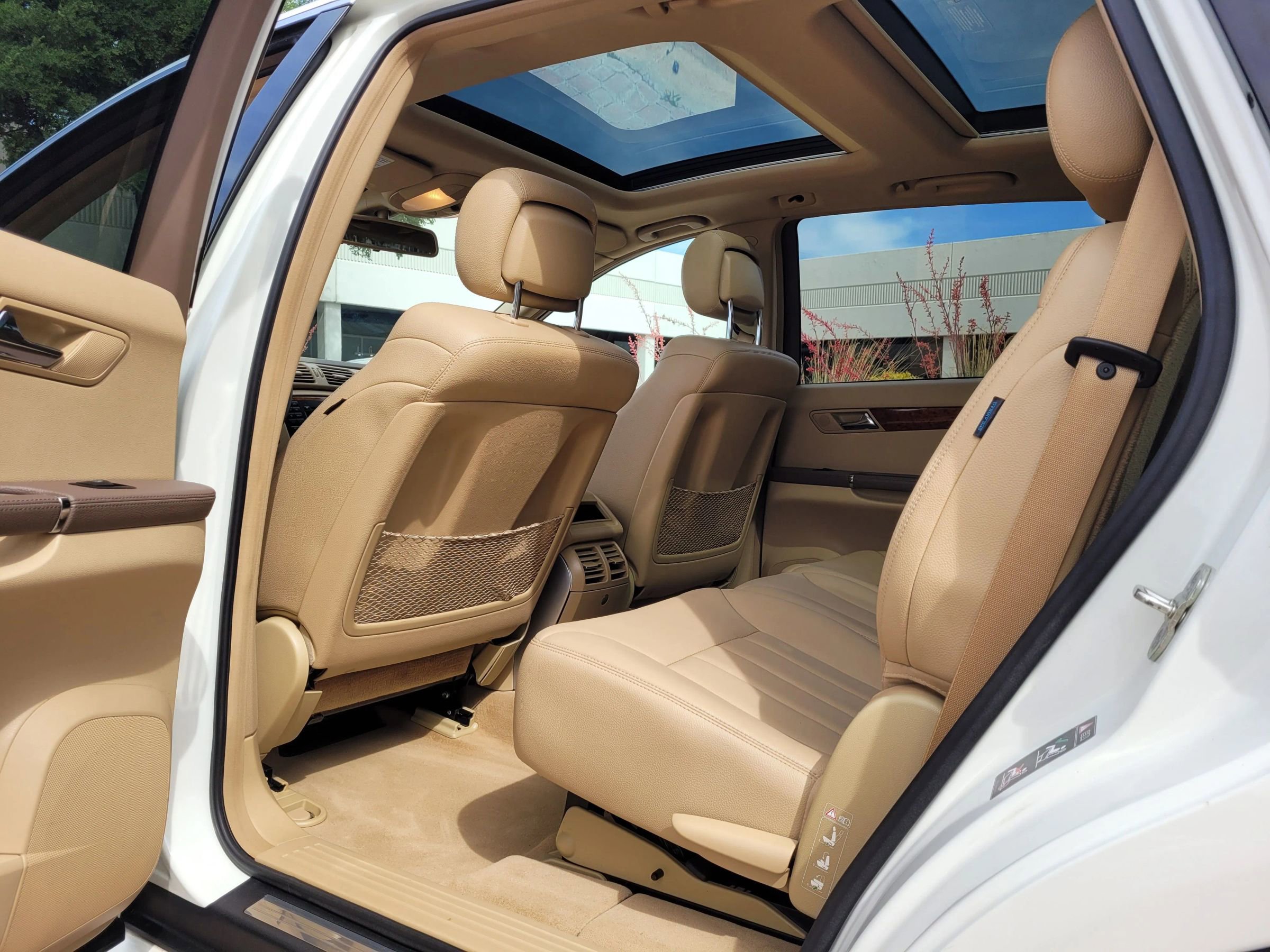 Used 2009 Mercedes-Benz R 350 4MATIC image 45