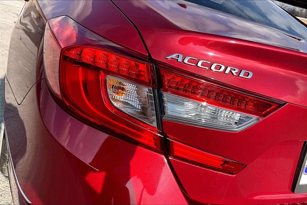 Used 2020 Honda Accord Touring image 23