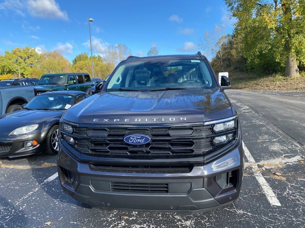 New 2025 Ford Expedition Max Active image 10