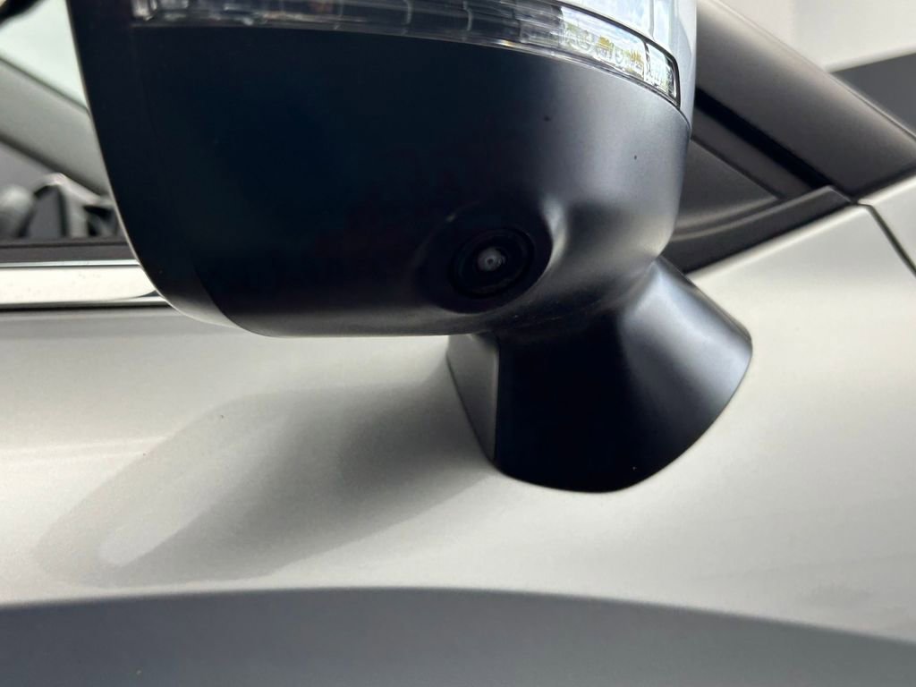 New 2025 Mitsubishi Outlander SEL image 54