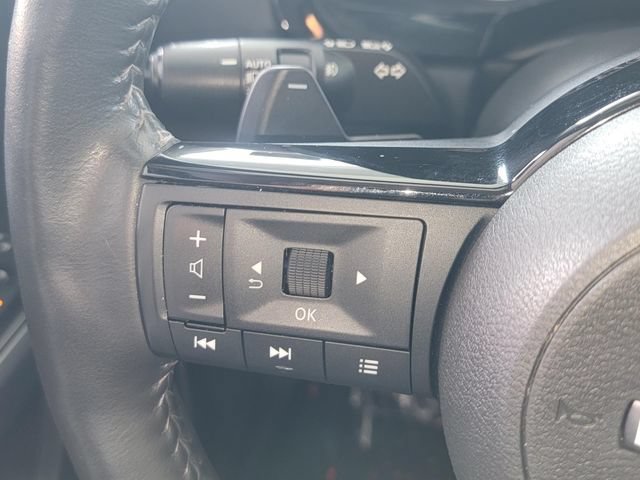 Used 2024 Nissan Pathfinder SL AWD/4WD image 18