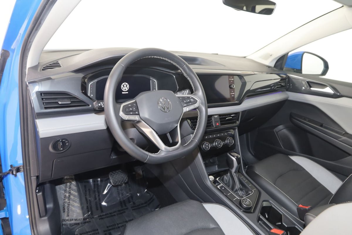 Used 2022 Volkswagen Taos SEL w/ Panoramic Sunroof Package AWD/4WD image 25