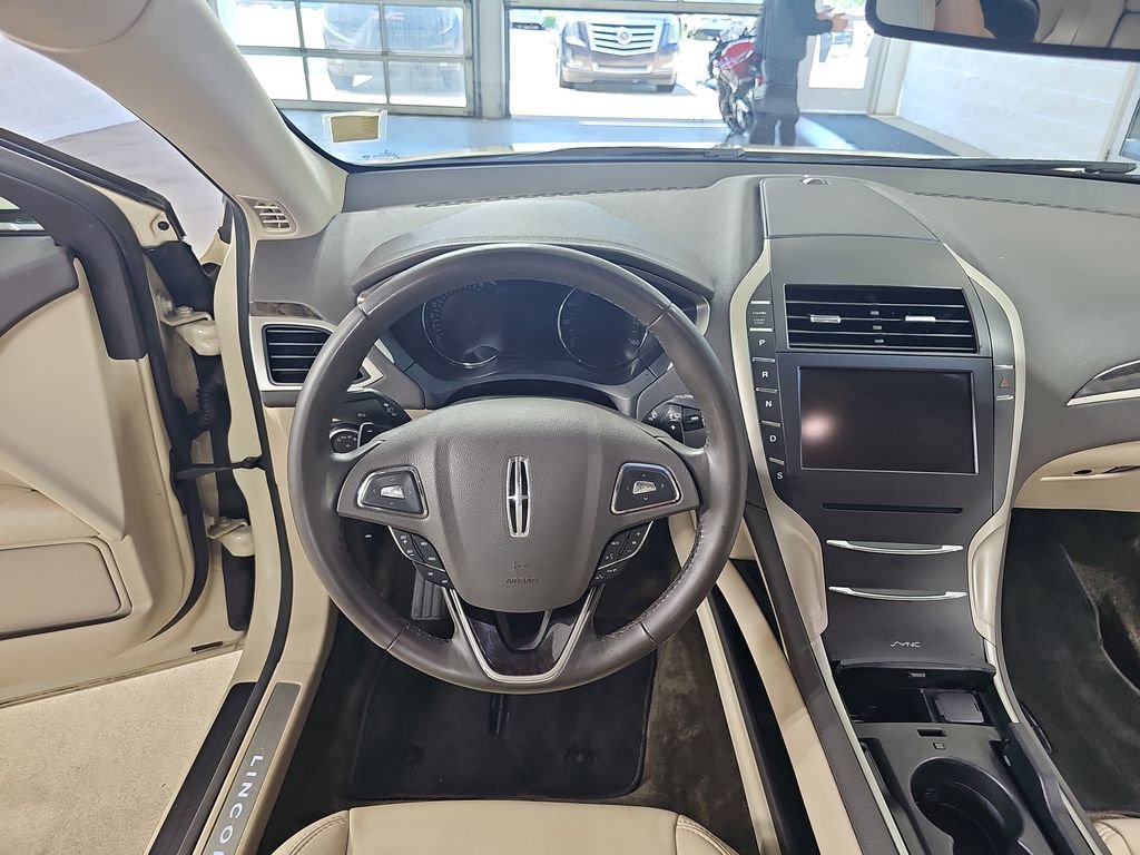 Used 2016 Lincoln MKZ w/ Equipment Group 200A Select FWD image 19