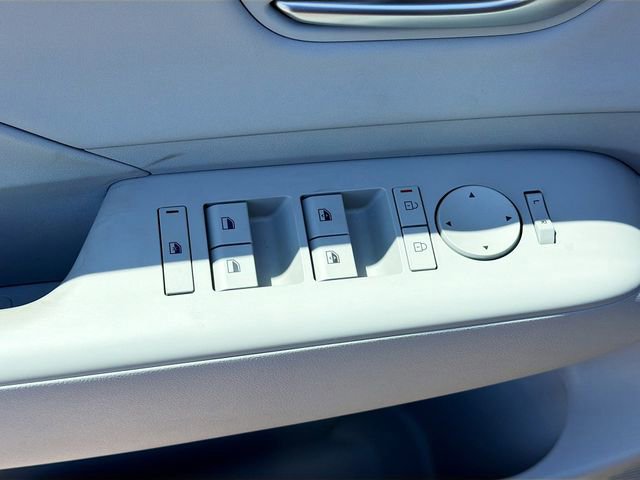 New 2026 Hyundai Kona SEL Premium image 17