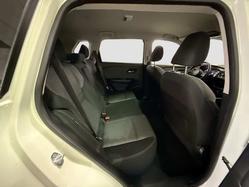 Used 2022 Nissan Rogue SV image 20