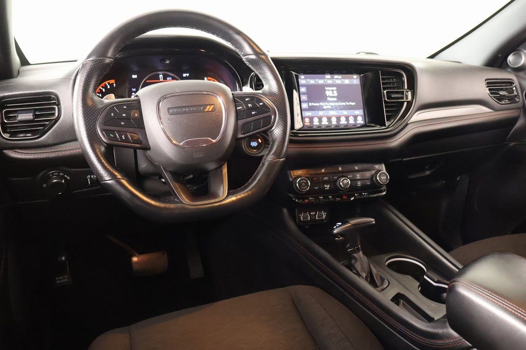 Used 2024 Dodge Durango GT image 2