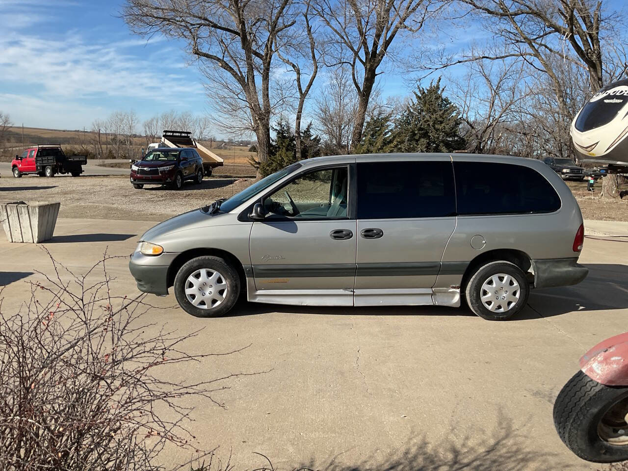 Used 1997 Plymouth Grand Voyager SE image 6