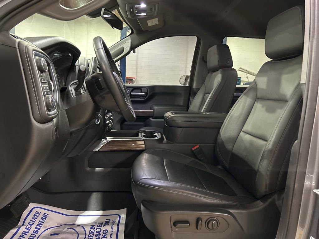 Used 2021 Chevrolet Silverado 1500 LT Trail Boss w/ Convenience Package II image 16