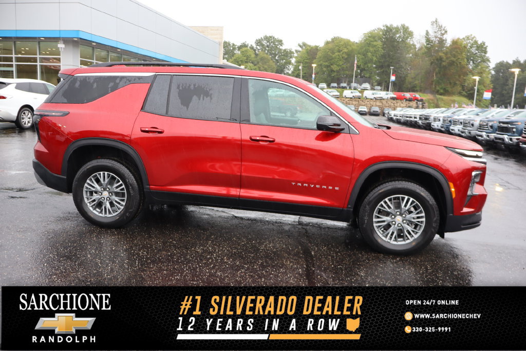 New 2027 Chevrolet Traverse LT w/ Driver Confidence Package