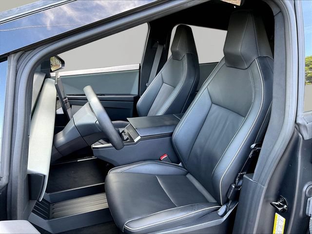 Used 2025 Tesla Cybertruck AWD Crew Cab image 22