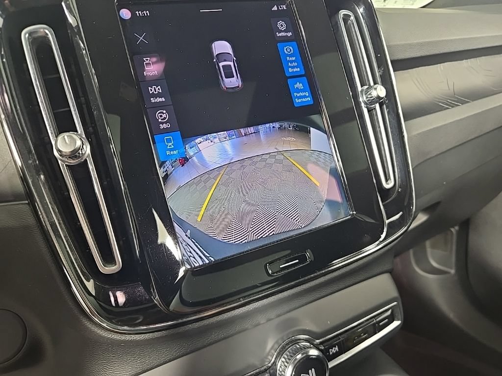 Certified 2023 Volvo XC40 Recharge Plus w/ Protection Package Premier AWD/4WD image 28