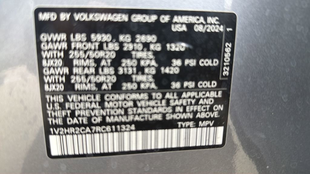 Used 2024 Volkswagen Atlas SE image 24