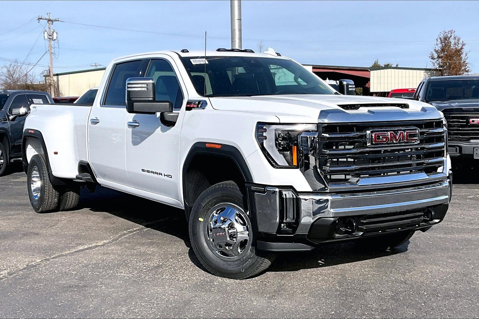 New 2026 GMC Sierra 3500 SLT w/ SLT Convenience Package image 2