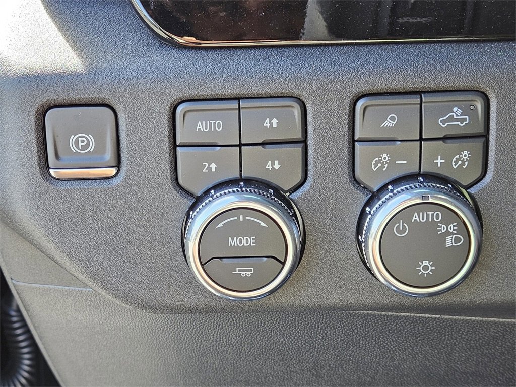 New 2026 GMC Sierra 1500 SLE image 29