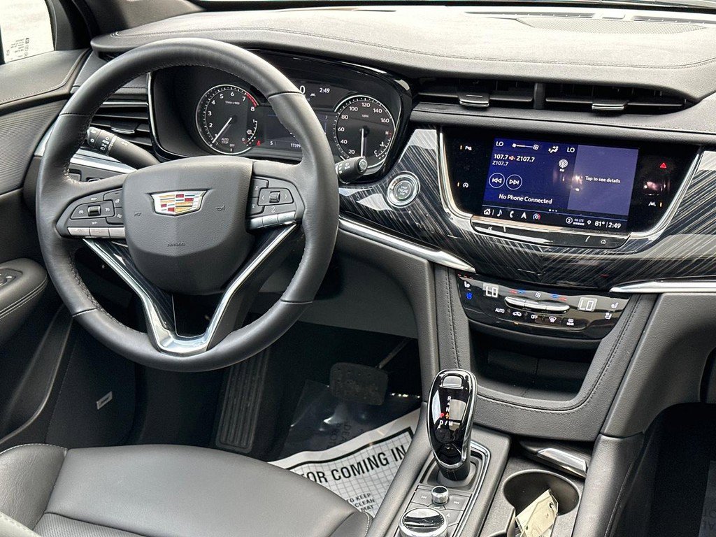 Certified 2024 Cadillac XT6 Premium Luxury image 10