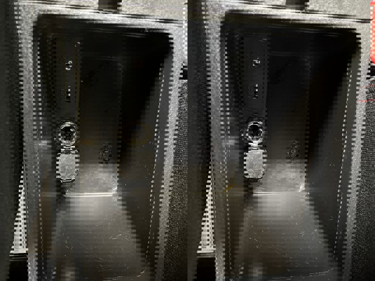 Used 2016 Subaru WRX image 19