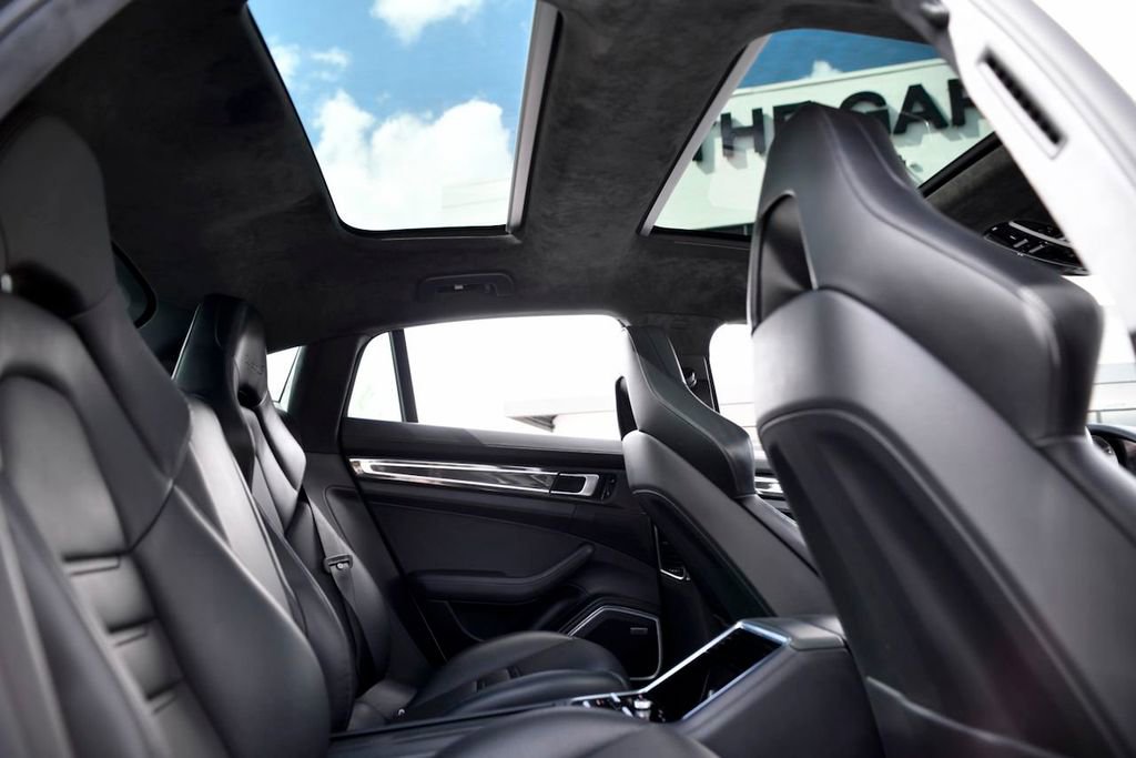 Used 2018 Porsche Panamera Turbo S image 42
