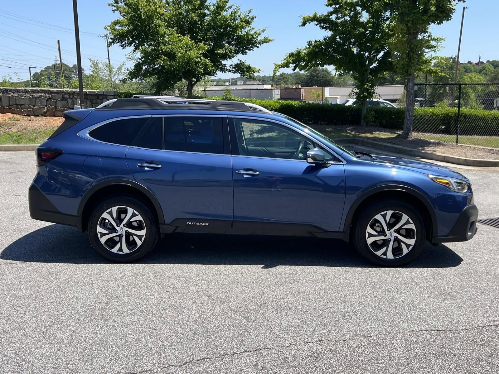 Certified 2021 Subaru Outback Touring w/ Popular Package #2 AWD/4WD image 8