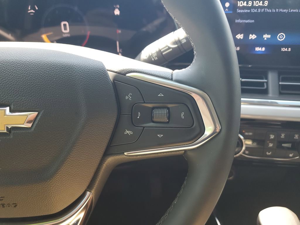 Used 2026 Chevrolet Trax LT w/ Driver Confidence Package image 26