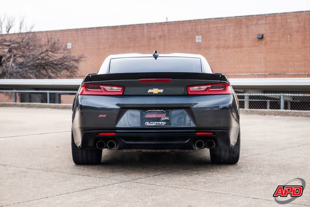 Used 2018 Chevrolet Camaro SS image 17