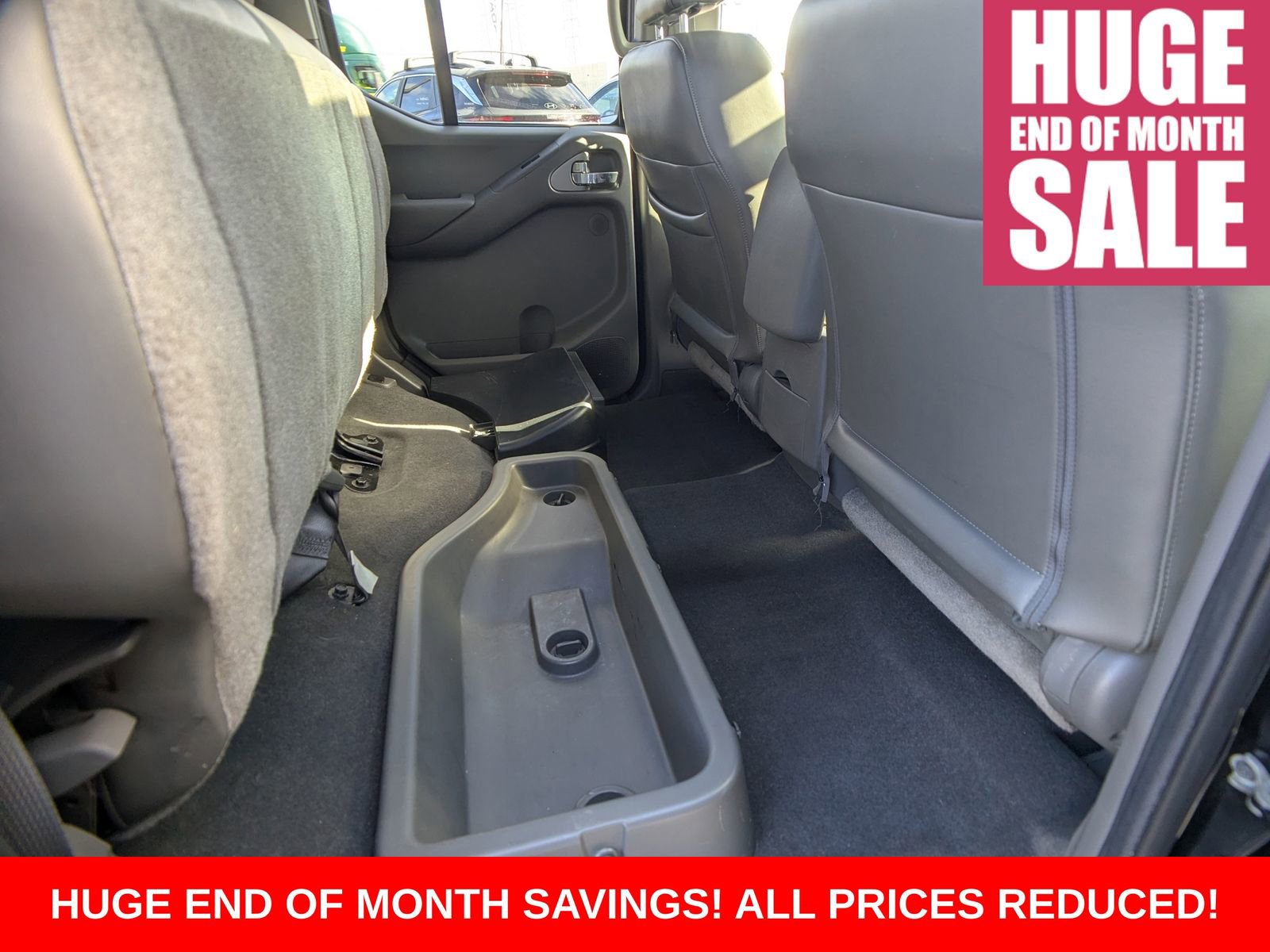 Used 2019 Nissan Frontier SL image 16