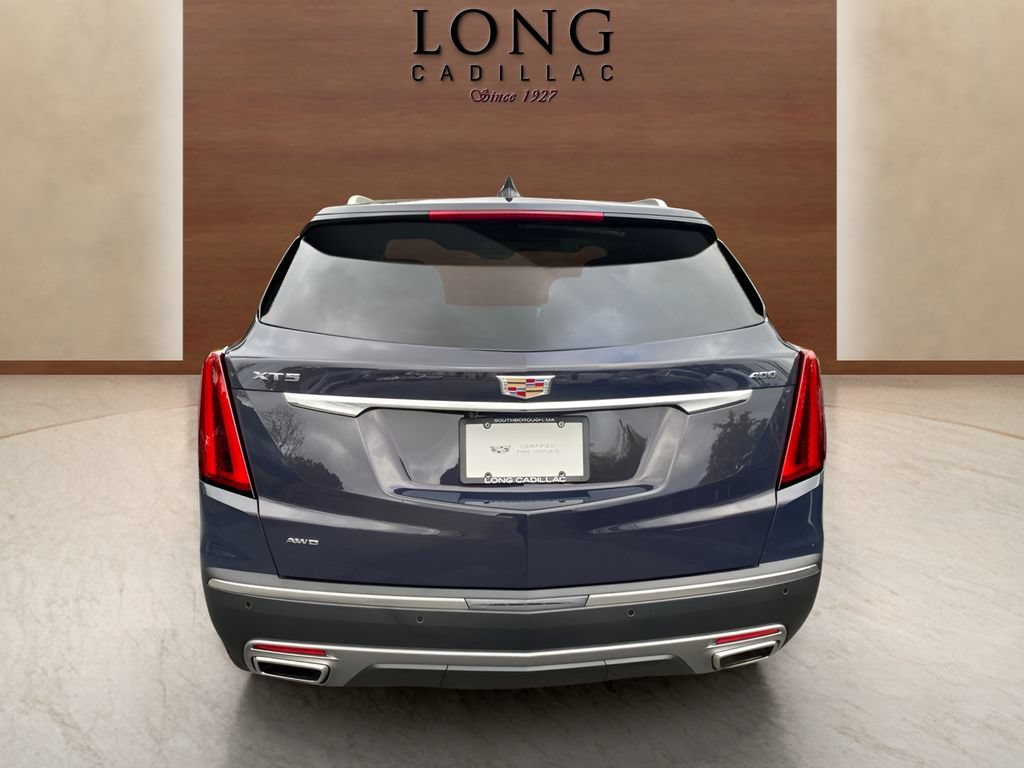 Certified 2025 Cadillac XT5 Premium Luxury AWD/4WD image 4